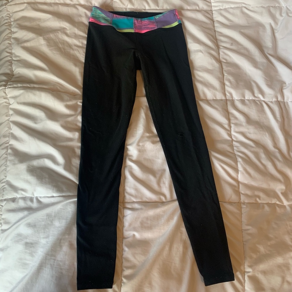 Ivivia reversible leggings